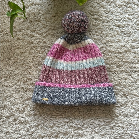 Tommy Hilfiger Woven Knit Multicolor Pom Pom Beanie - Picture 1 of 7